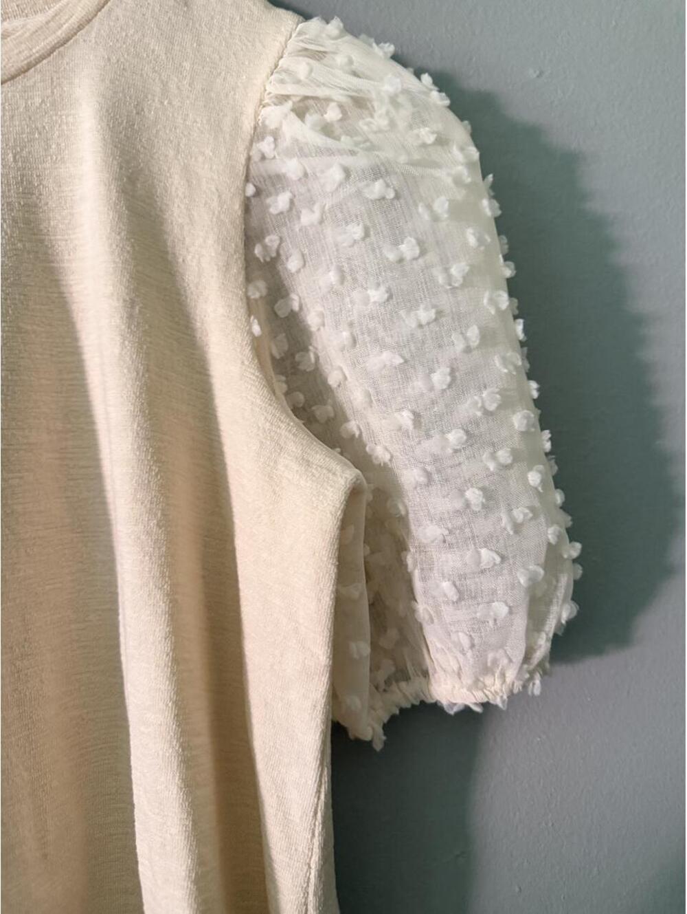 Maeve by Anthropologie white and cream color top with puff sleeves - Picture 8 of 8